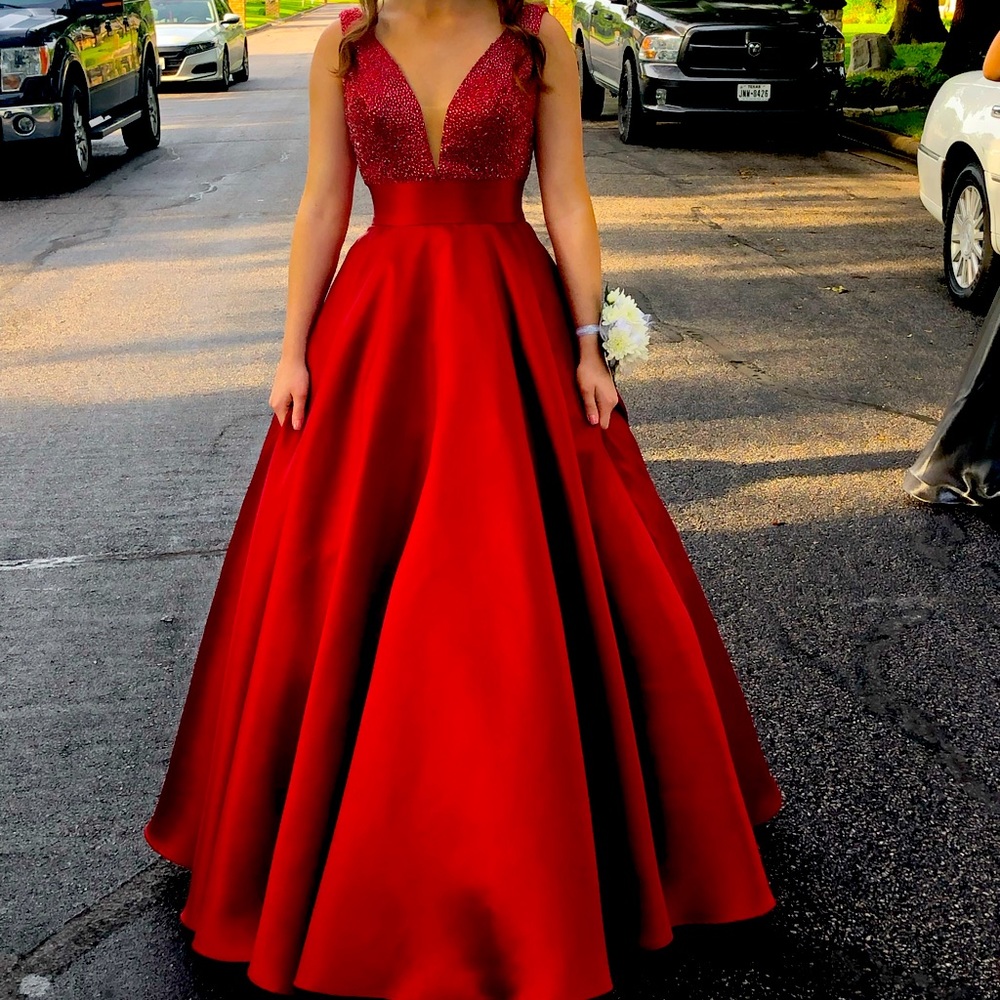 Alyce prom dress - Picture 2 of 2